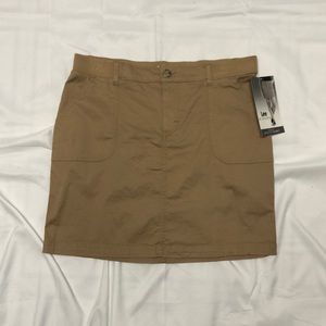 Lee Riders midrise skirt/skort size 10 new w/ tag